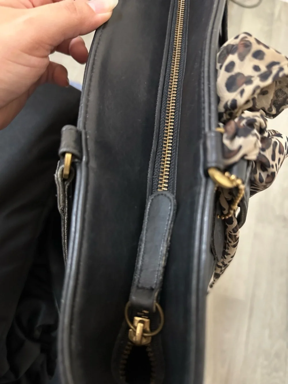 Vintage 1997 Coach Black Leather Tribeca Shopper Tote Bucket Bag - Picture 6 of 8